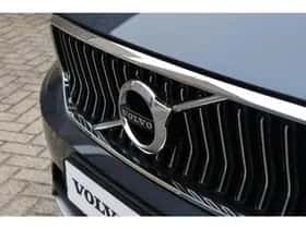 Volvo XC40 (2021) thumbnail 11