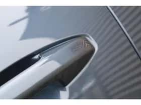 Volvo XC40 (2021) thumbnail 14