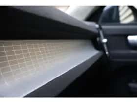 Volvo XC40 (2021) thumbnail 25