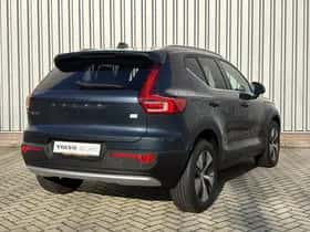 Volvo XC40 (2021) thumbnail 4