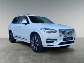 Volvo XC90 (2024) thumbnail 2