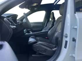 Volvo XC90 (2024) thumbnail 3