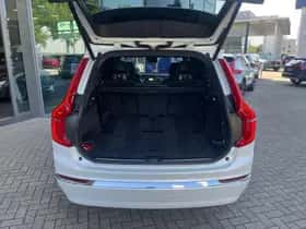 Volvo XC90 (2024) thumbnail 22