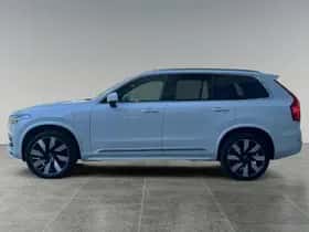 Volvo XC90 (2024) thumbnail 4