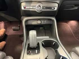 Volvo XC40 (2020) thumbnail 11