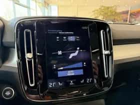 Volvo XC40 (2020) thumbnail 15