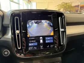 Volvo XC40 (2020) thumbnail 18