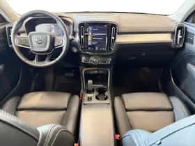 Volvo XC40 (2020) thumbnail 8