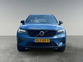 Volvo XC40 (2025) thumbnail 4