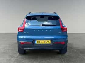 Volvo XC40 (2025) thumbnail 5