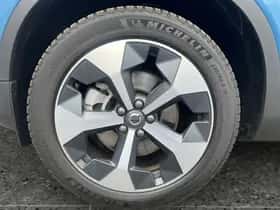 Volvo XC40 (2025) thumbnail 8