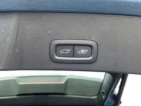 Volvo XC40 (2025) thumbnail 9