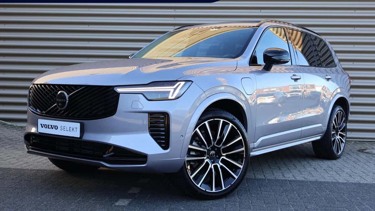 Volvo XC90 (2025) — foto 1