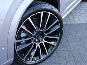 Volvo XC90 (2025) thumbnail 5