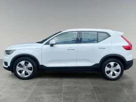 Volvo XC40 thumbnail 4