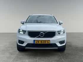 Volvo XC40 thumbnail 5