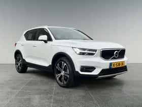 Volvo XC40 (2021) thumbnail 2