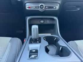 Volvo XC40 (2021) thumbnail 11