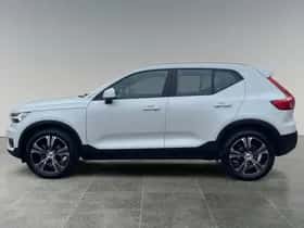 Volvo XC40 (2021) thumbnail 4