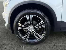 Volvo XC40 (2021) thumbnail 6