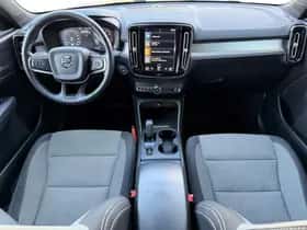 Volvo XC40 (2021) thumbnail 8