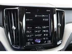 Volvo XC60 (2021) thumbnail 25