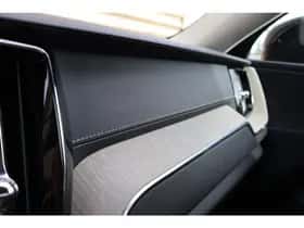 Volvo XC60 (2021) thumbnail 27