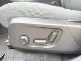 Volvo EX40 (2025) thumbnail 13