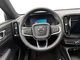 Volvo EX40 (2025) thumbnail 21