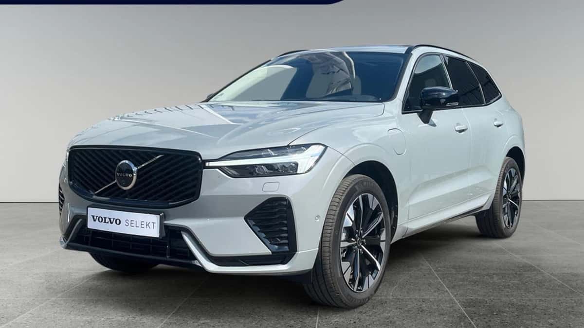 Volvo XC60 (2025) — foto 1