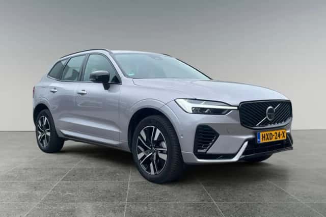 Volvo XC60 (2025) thumbnail 2