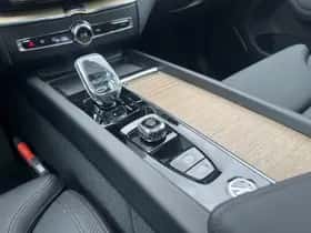 Volvo XC60 (2025) thumbnail 11