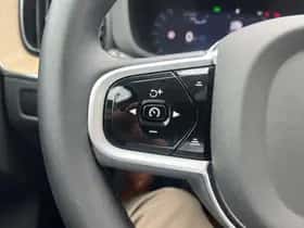 Volvo XC60 (2025) thumbnail 18