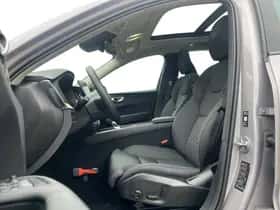 Volvo XC60 (2025) thumbnail 3