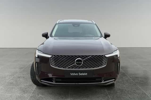 Volvo XC90 (2025) thumbnail 4