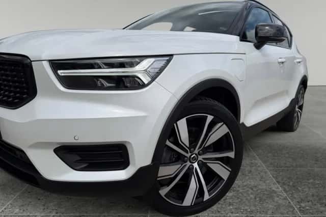 Volvo XC40 (2021) thumbnail 2