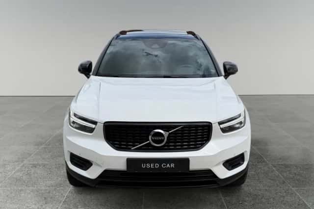 Volvo XC40 (2021) thumbnail 4