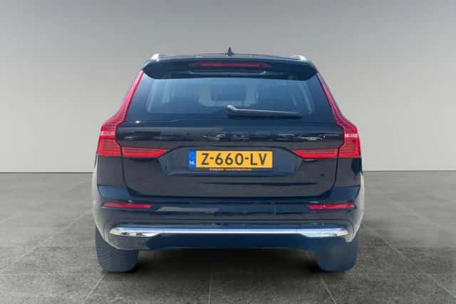 Volvo XC60 (2024) thumbnail 6