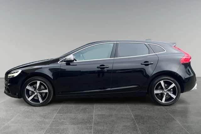 Volvo V40 (2019) thumbnail 4