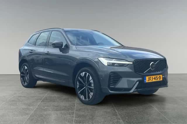 Volvo XC60 (2025) thumbnail 2