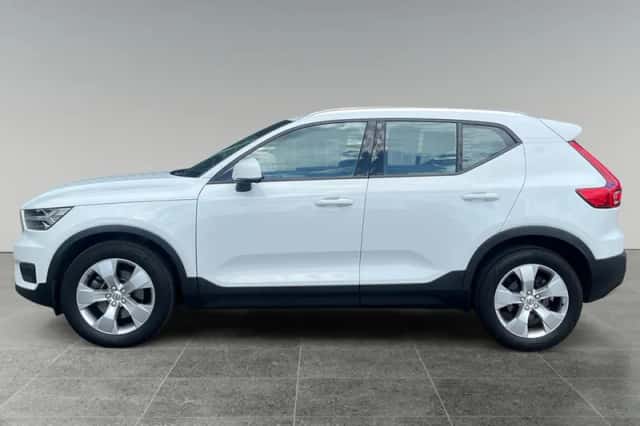 Volvo XC40 (2019) thumbnail 4