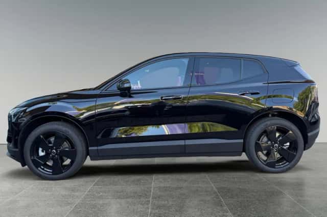 Volvo EX30 (2026) thumbnail 3