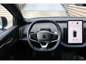 Volvo EX30 (2025) thumbnail 3