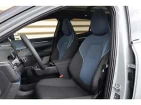 Volvo EX30 (2025) thumbnail 21
