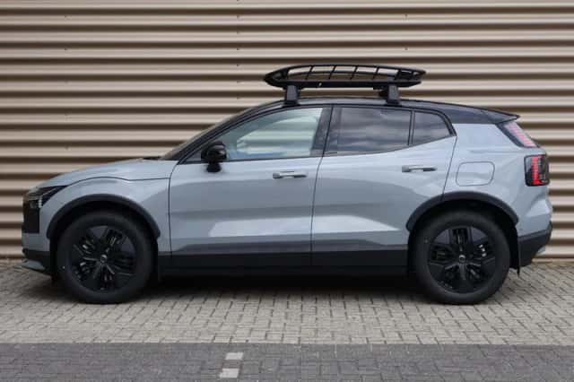 Volvo EX30 (2025) thumbnail 6