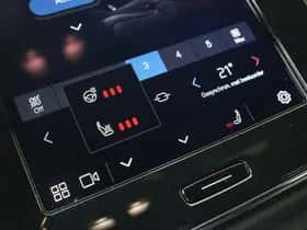Volvo EX40 (2025) thumbnail 12