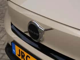 Volvo EX40 (2025) thumbnail 16