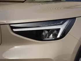 Volvo EX40 (2025) thumbnail 17