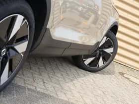 Volvo EX40 (2025) thumbnail 31