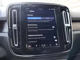 Volvo EX40 (2025) thumbnail 40